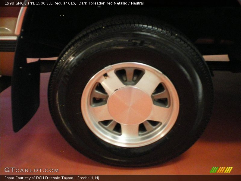 Dark Toreador Red Metallic / Neutral 1998 GMC Sierra 1500 SLE Regular Cab