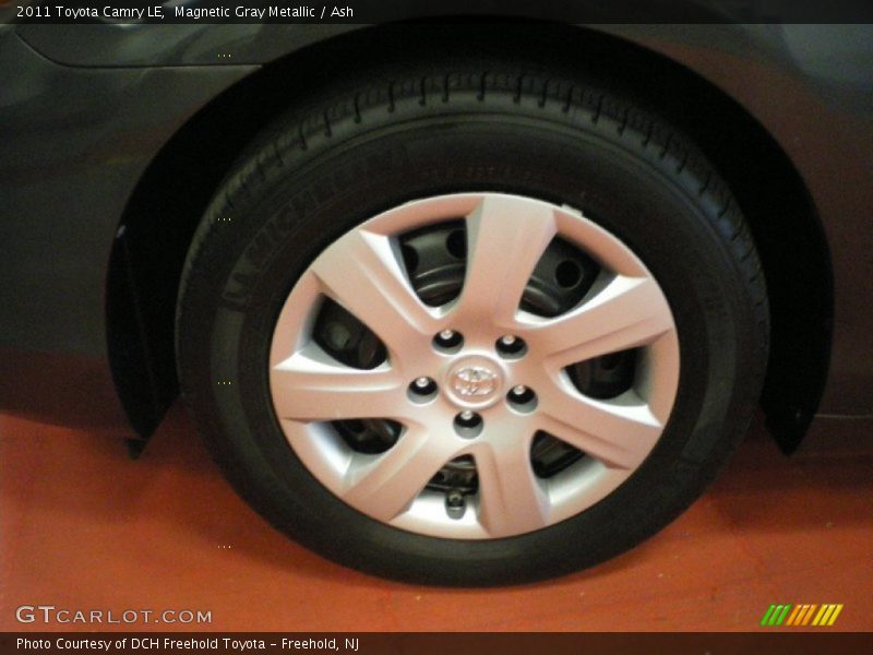 Magnetic Gray Metallic / Ash 2011 Toyota Camry LE