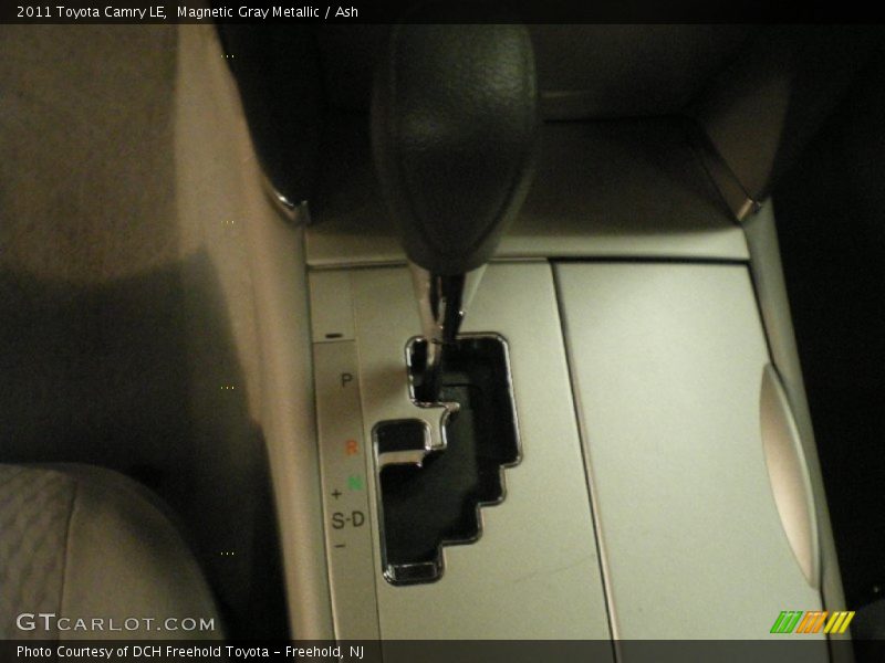 Magnetic Gray Metallic / Ash 2011 Toyota Camry LE