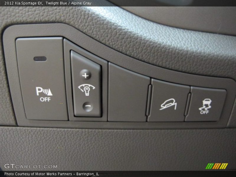 Controls of 2012 Sportage EX