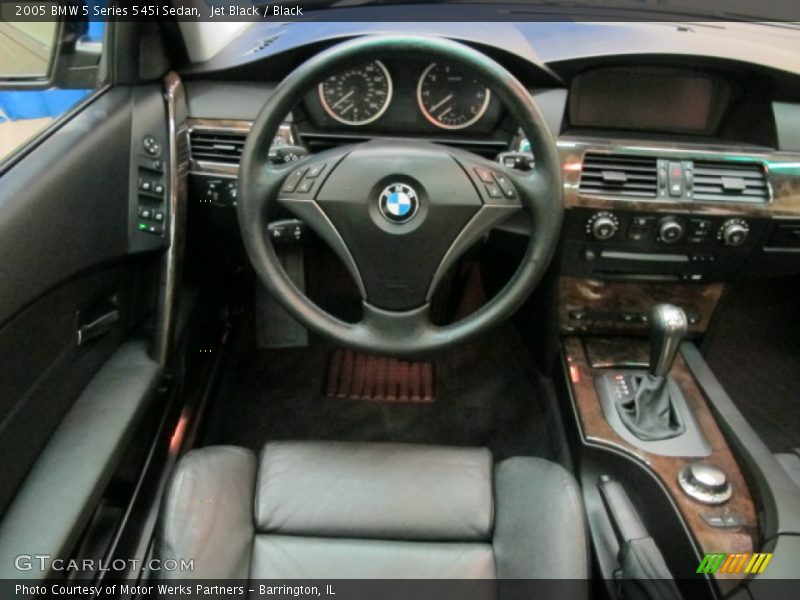 Jet Black / Black 2005 BMW 5 Series 545i Sedan