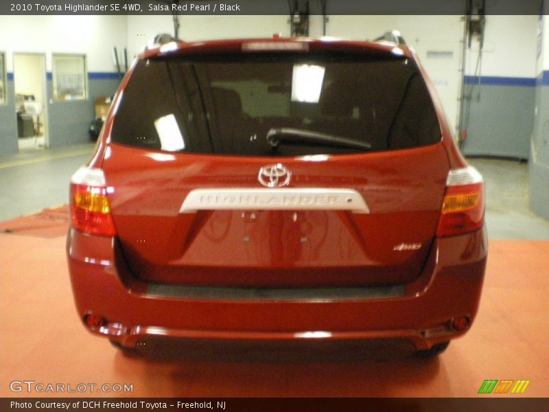 Salsa Red Pearl / Black 2010 Toyota Highlander SE 4WD