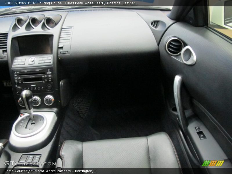 Pikes Peak White Pearl / Charcoal Leather 2006 Nissan 350Z Touring Coupe