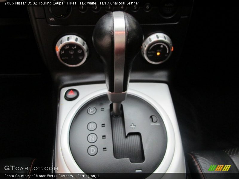Pikes Peak White Pearl / Charcoal Leather 2006 Nissan 350Z Touring Coupe
