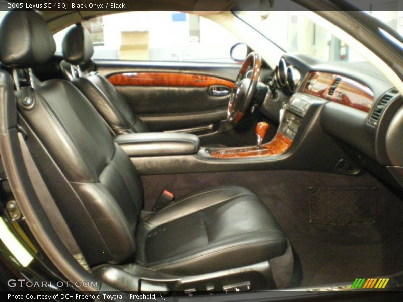 Black Onyx / Black 2005 Lexus SC 430