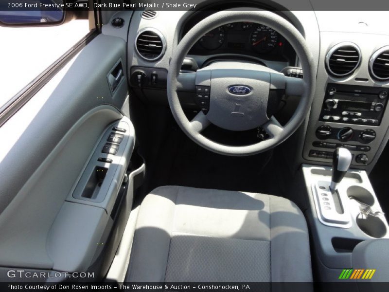 Dark Blue Pearl Metallic / Shale Grey 2006 Ford Freestyle SE AWD