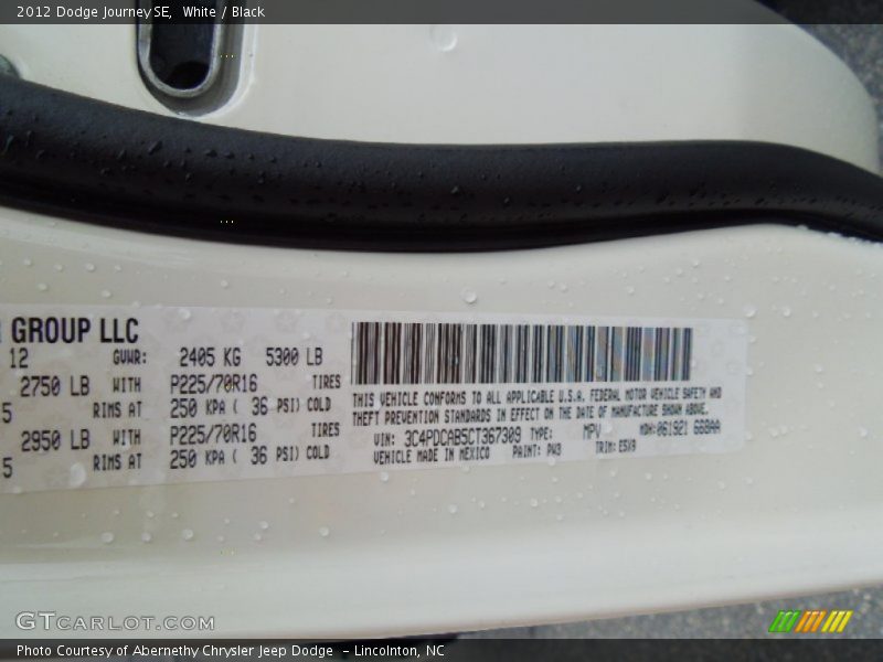 White / Black 2012 Dodge Journey SE