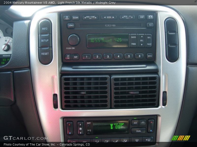 Audio System of 2004 Mountaineer V8 AWD