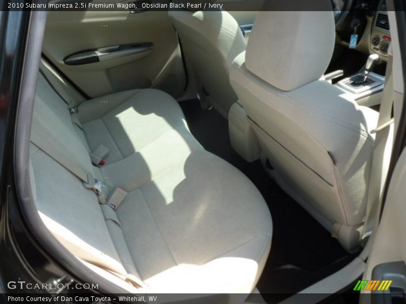 Obsidian Black Pearl / Ivory 2010 Subaru Impreza 2.5i Premium Wagon