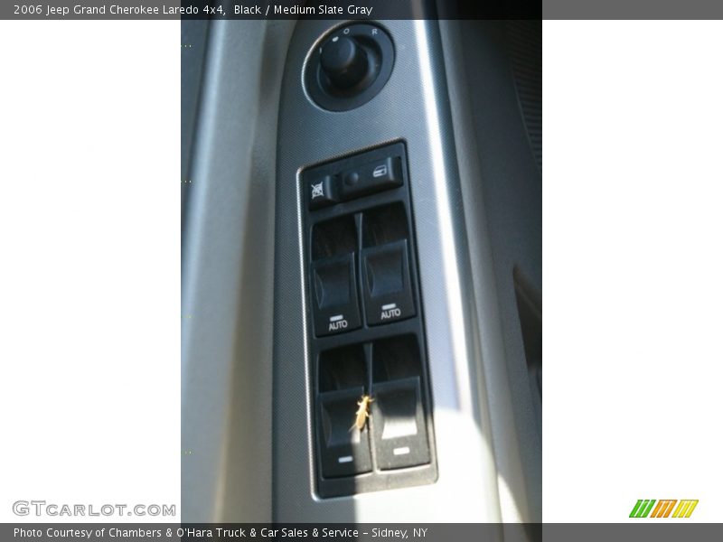 Black / Medium Slate Gray 2006 Jeep Grand Cherokee Laredo 4x4