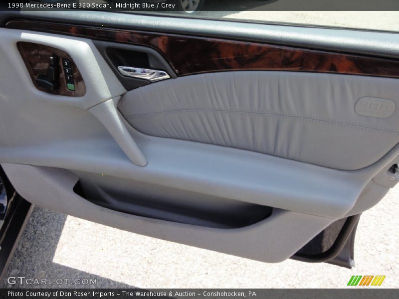 Midnight Blue / Grey 1998 Mercedes-Benz E 320 Sedan