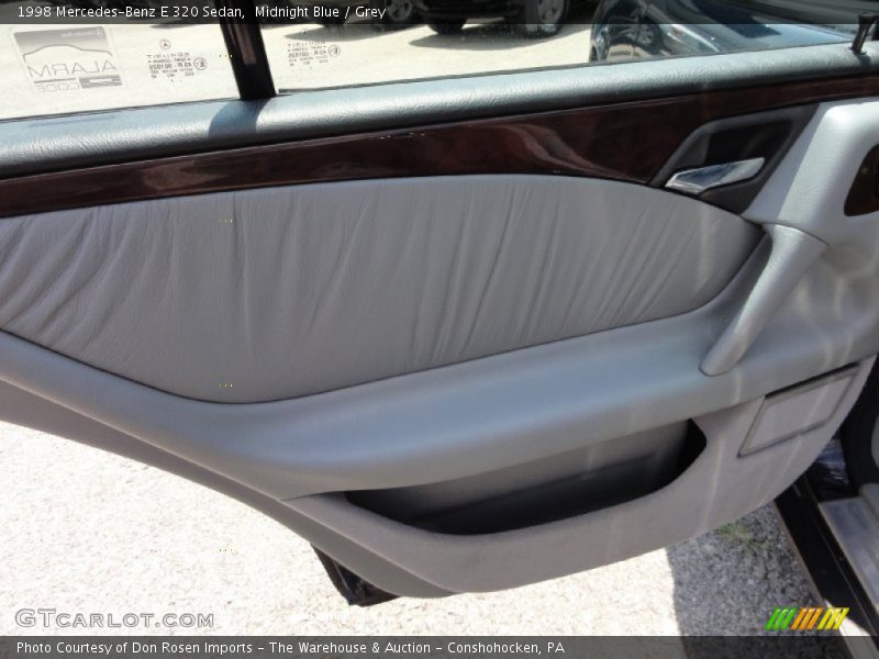 Midnight Blue / Grey 1998 Mercedes-Benz E 320 Sedan