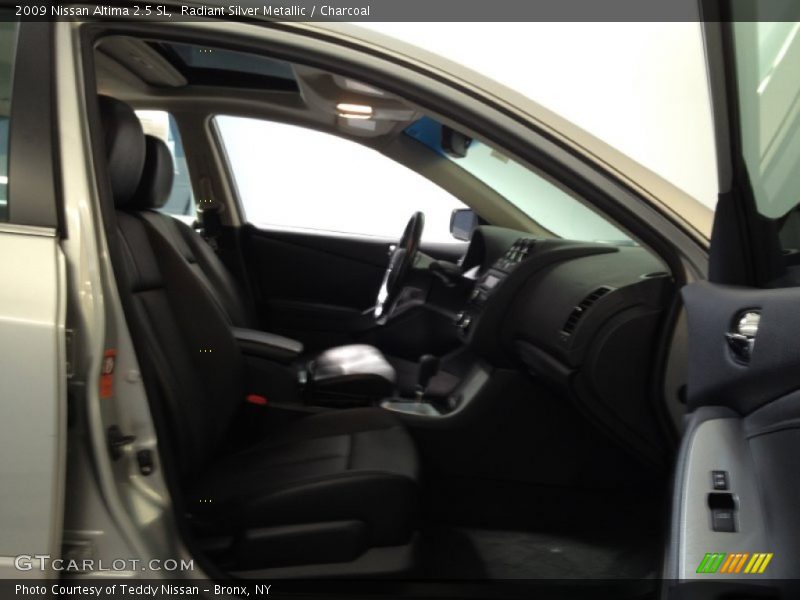 Radiant Silver Metallic / Charcoal 2009 Nissan Altima 2.5 SL