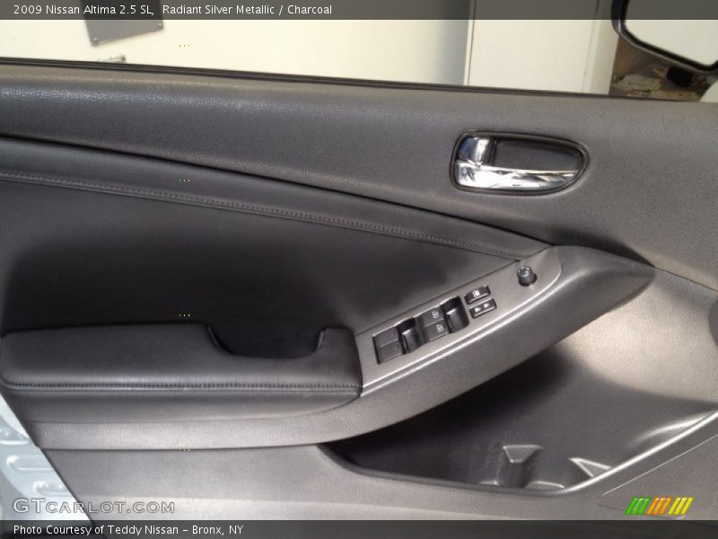 Radiant Silver Metallic / Charcoal 2009 Nissan Altima 2.5 SL