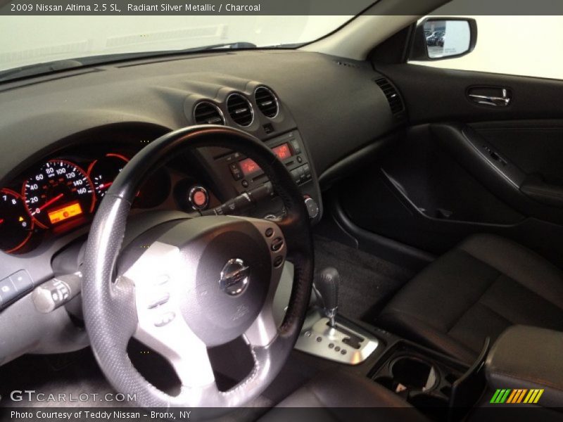 Radiant Silver Metallic / Charcoal 2009 Nissan Altima 2.5 SL