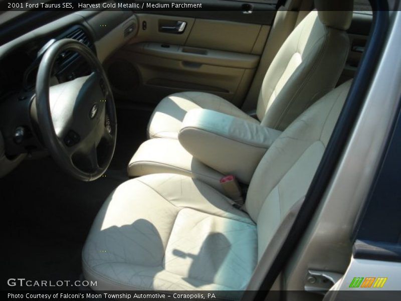 Harvest Gold Metallic / Medium Parchment 2001 Ford Taurus SES