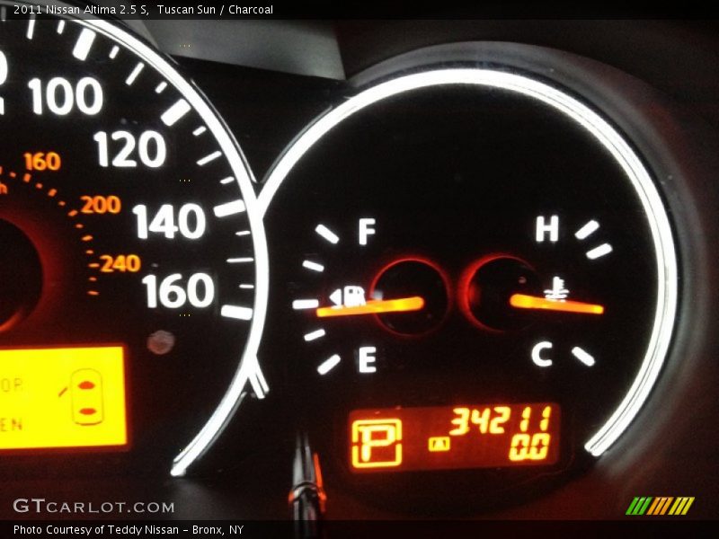 Tuscan Sun / Charcoal 2011 Nissan Altima 2.5 S