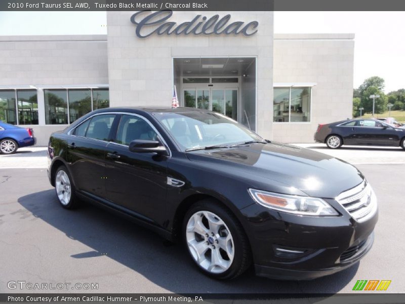 Tuxedo Black Metallic / Charcoal Black 2010 Ford Taurus SEL AWD