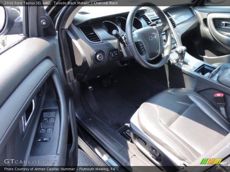 Tuxedo Black Metallic / Charcoal Black 2010 Ford Taurus SEL AWD