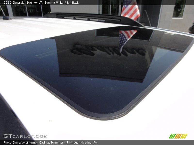 Summit White / Jet Black 2010 Chevrolet Equinox LT