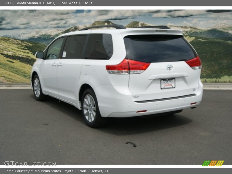 Super White / Bisque 2012 Toyota Sienna XLE AWD