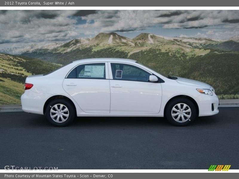 Super White / Ash 2012 Toyota Corolla