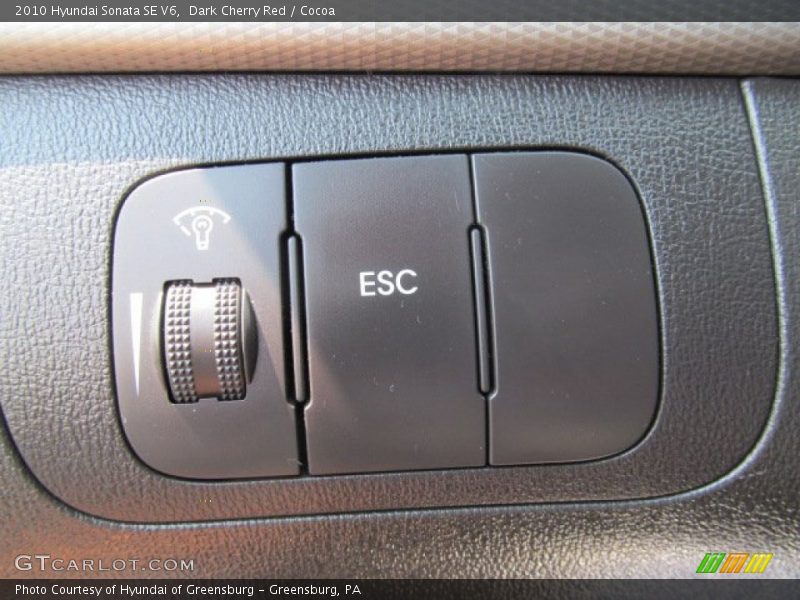 Dark Cherry Red / Cocoa 2010 Hyundai Sonata SE V6