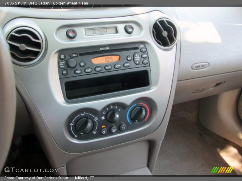 Controls of 2005 ION 2 Sedan