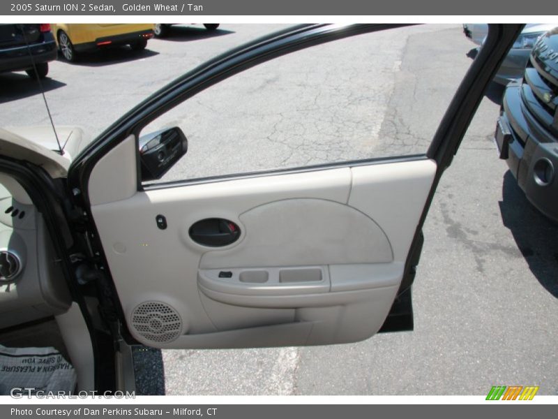 Door Panel of 2005 ION 2 Sedan