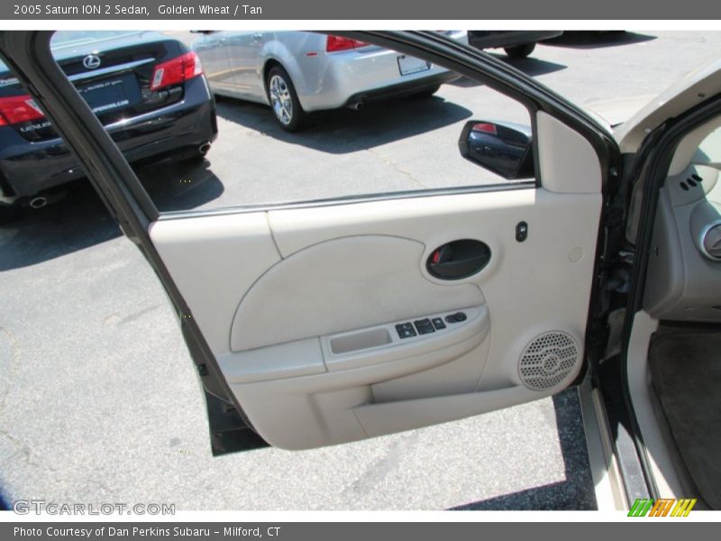 Door Panel of 2005 ION 2 Sedan