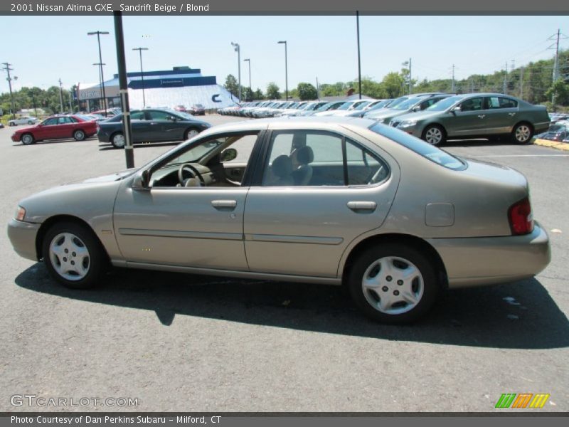 Sandrift Beige / Blond 2001 Nissan Altima GXE