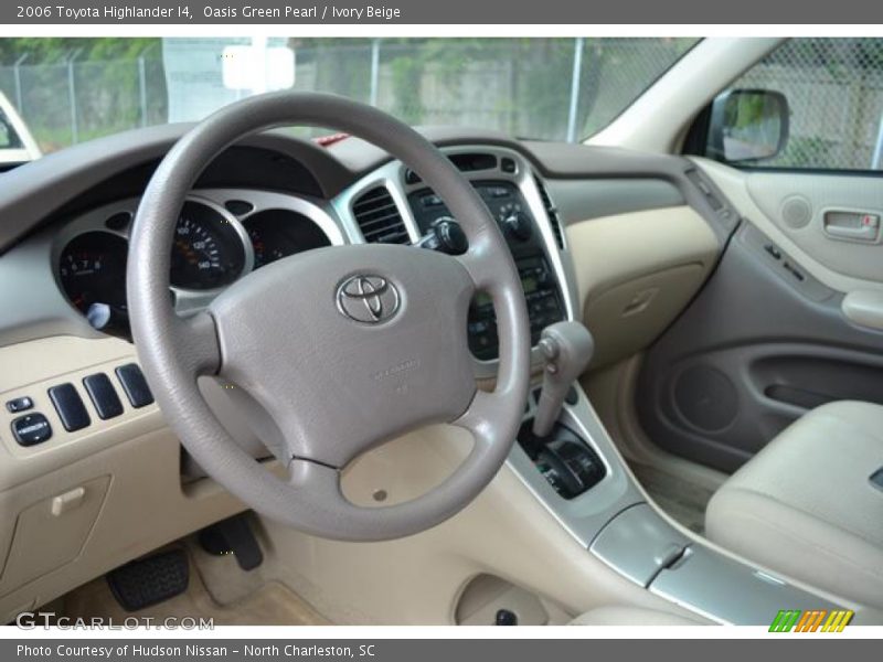 Oasis Green Pearl / Ivory Beige 2006 Toyota Highlander I4