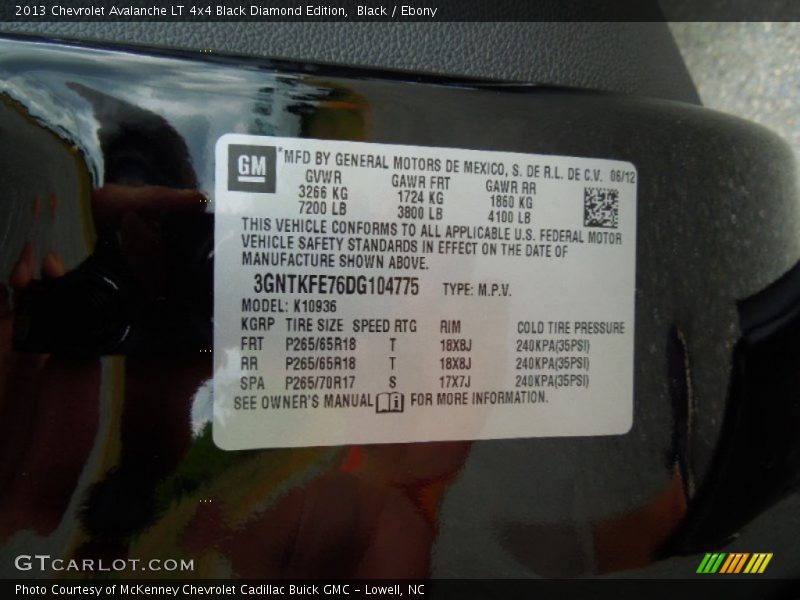 Black / Ebony 2013 Chevrolet Avalanche LT 4x4 Black Diamond Edition