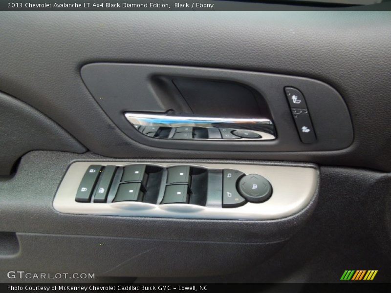 Black / Ebony 2013 Chevrolet Avalanche LT 4x4 Black Diamond Edition