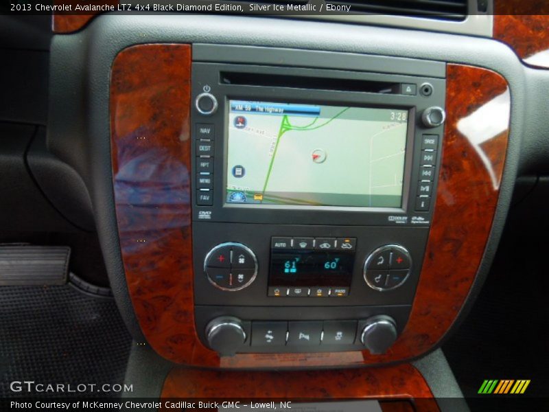 Navigation of 2013 Avalanche LTZ 4x4 Black Diamond Edition