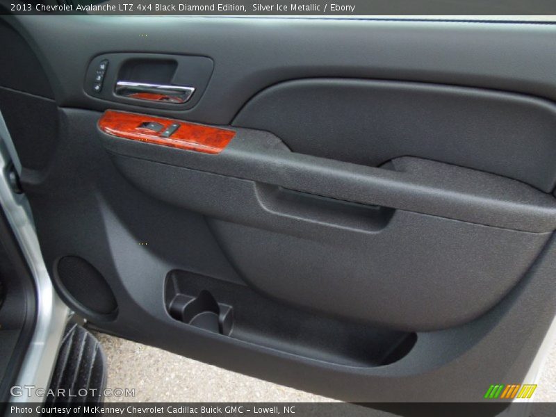 Silver Ice Metallic / Ebony 2013 Chevrolet Avalanche LTZ 4x4 Black Diamond Edition