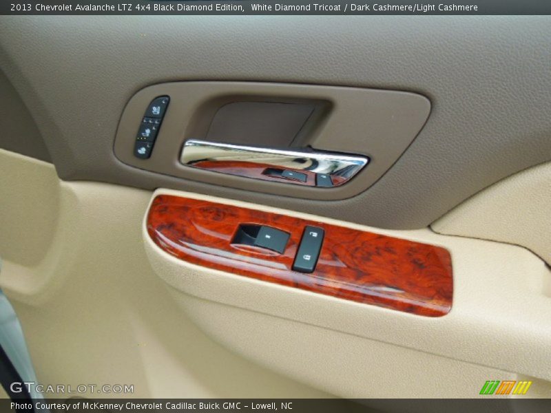 White Diamond Tricoat / Dark Cashmere/Light Cashmere 2013 Chevrolet Avalanche LTZ 4x4 Black Diamond Edition