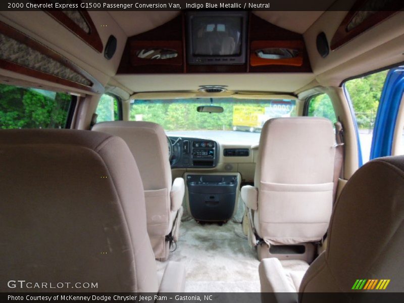  2000 Express G1500 Passenger Conversion Van Neutral Interior