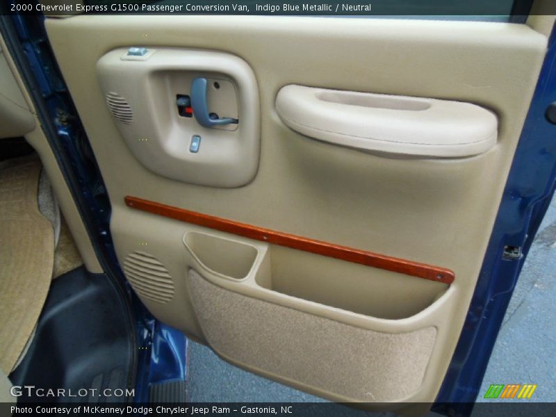 Door Panel of 2000 Express G1500 Passenger Conversion Van