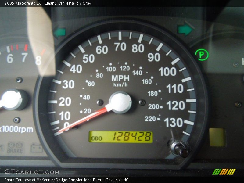 Clear Silver Metallic / Gray 2005 Kia Sorento LX