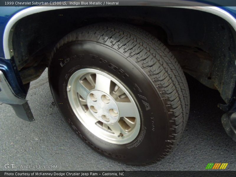  1999 Suburban C1500 LS Wheel