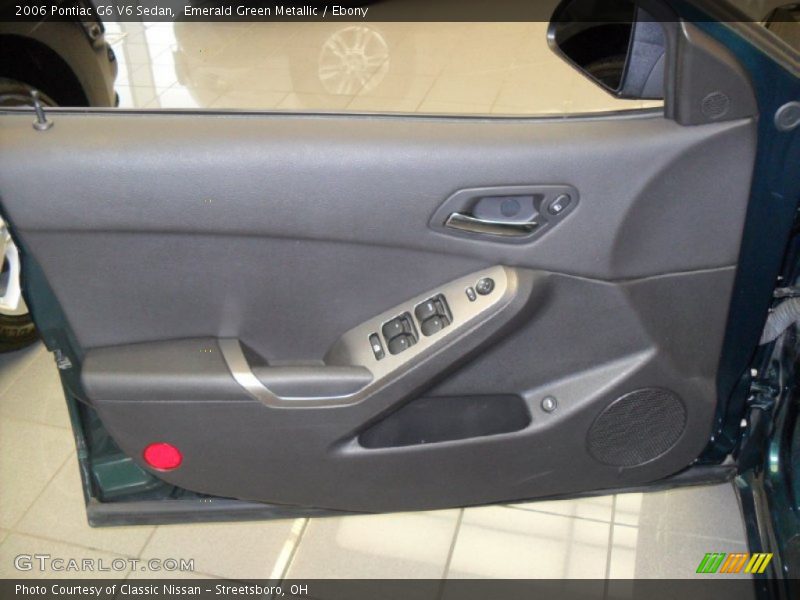 Door Panel of 2006 G6 V6 Sedan
