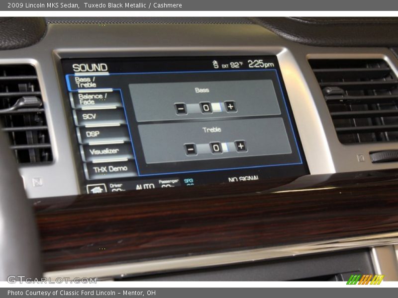 Tuxedo Black Metallic / Cashmere 2009 Lincoln MKS Sedan