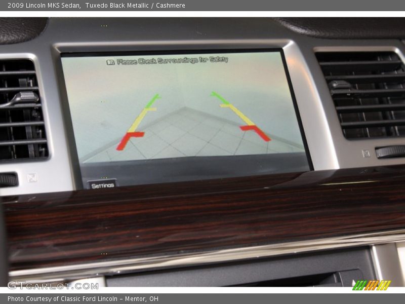 Tuxedo Black Metallic / Cashmere 2009 Lincoln MKS Sedan