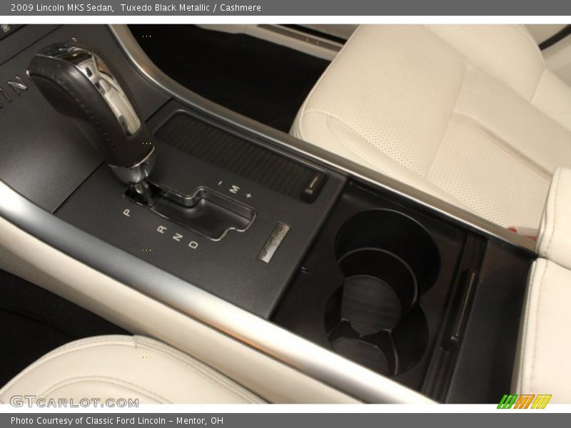 Tuxedo Black Metallic / Cashmere 2009 Lincoln MKS Sedan