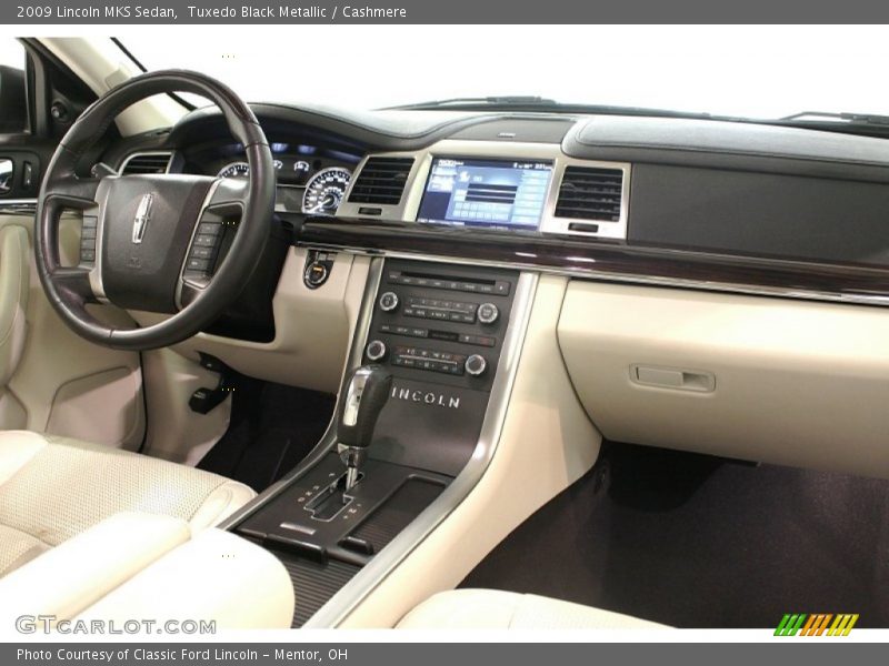 Tuxedo Black Metallic / Cashmere 2009 Lincoln MKS Sedan