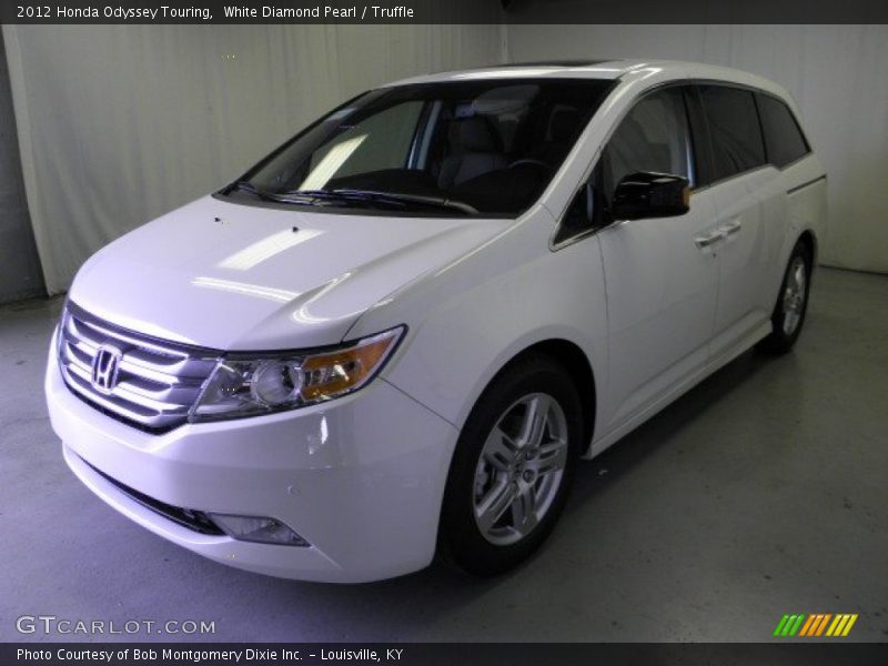White Diamond Pearl / Truffle 2012 Honda Odyssey Touring