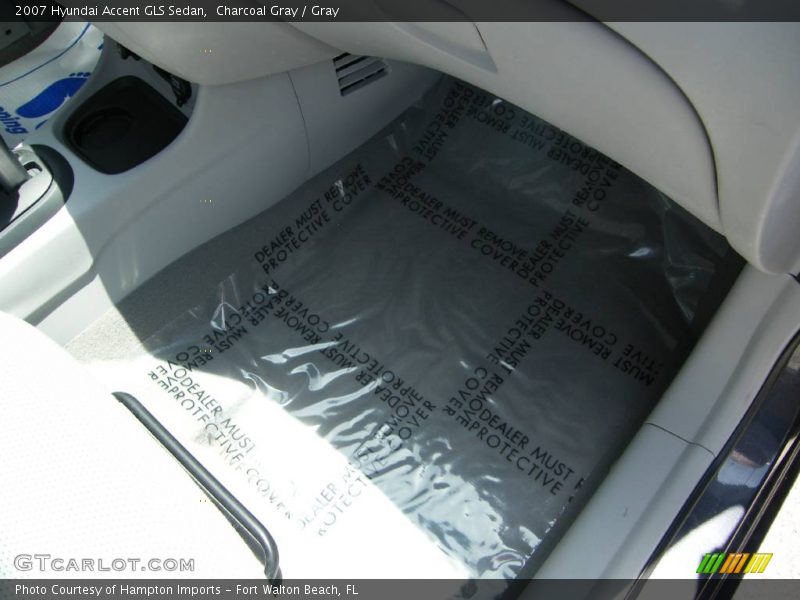 Charcoal Gray / Gray 2007 Hyundai Accent GLS Sedan