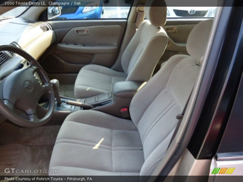 Champagne / Oak 2000 Toyota Camry LE