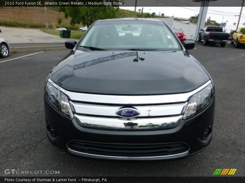Atlantis Green Metallic / Medium Light Stone 2010 Ford Fusion SE